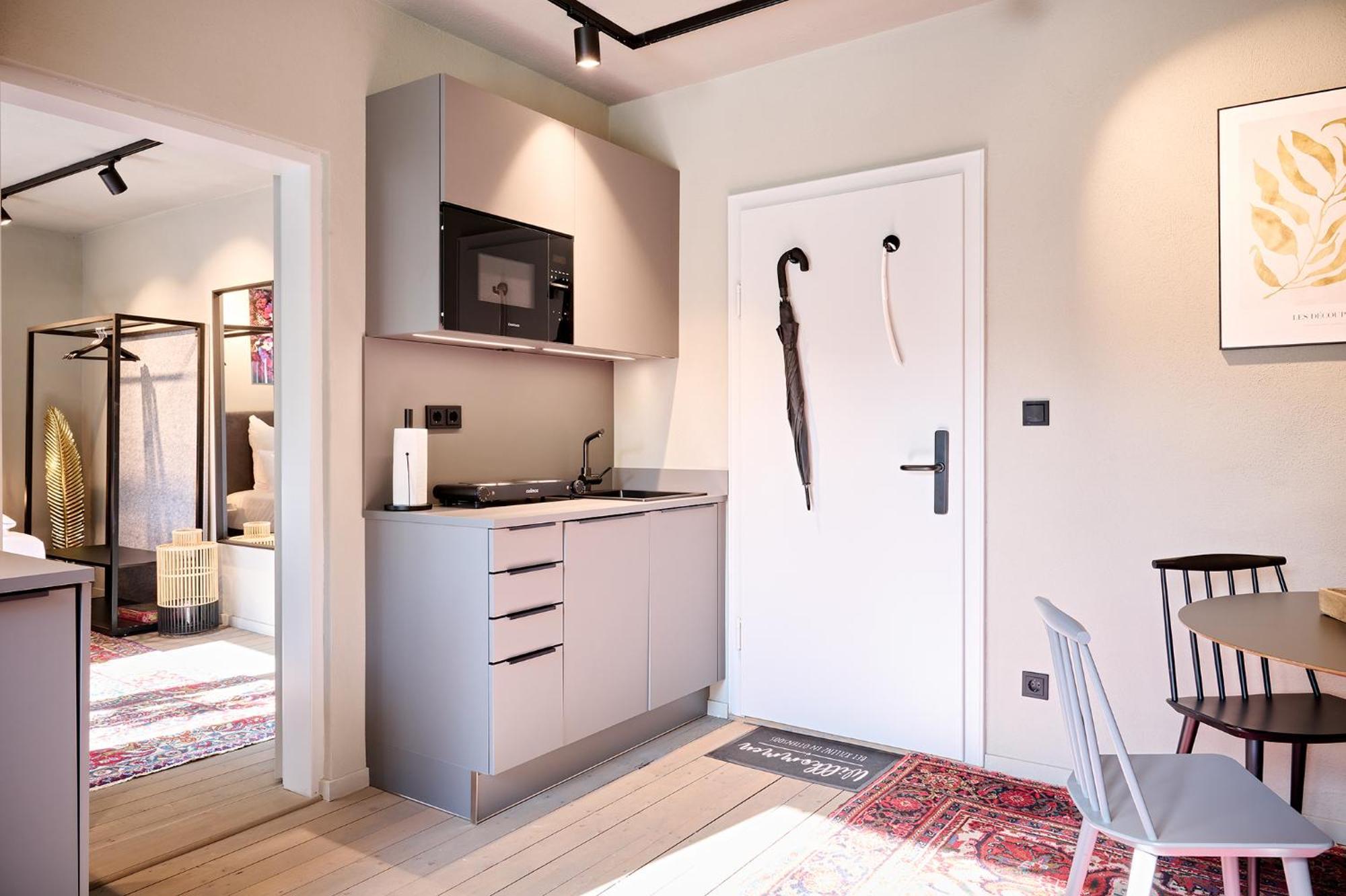 Apartamento Xzllenz Kueche Bad S-Bahn Parken Smart-Tv Wellbeing Neunkirchen am Sand Exterior foto