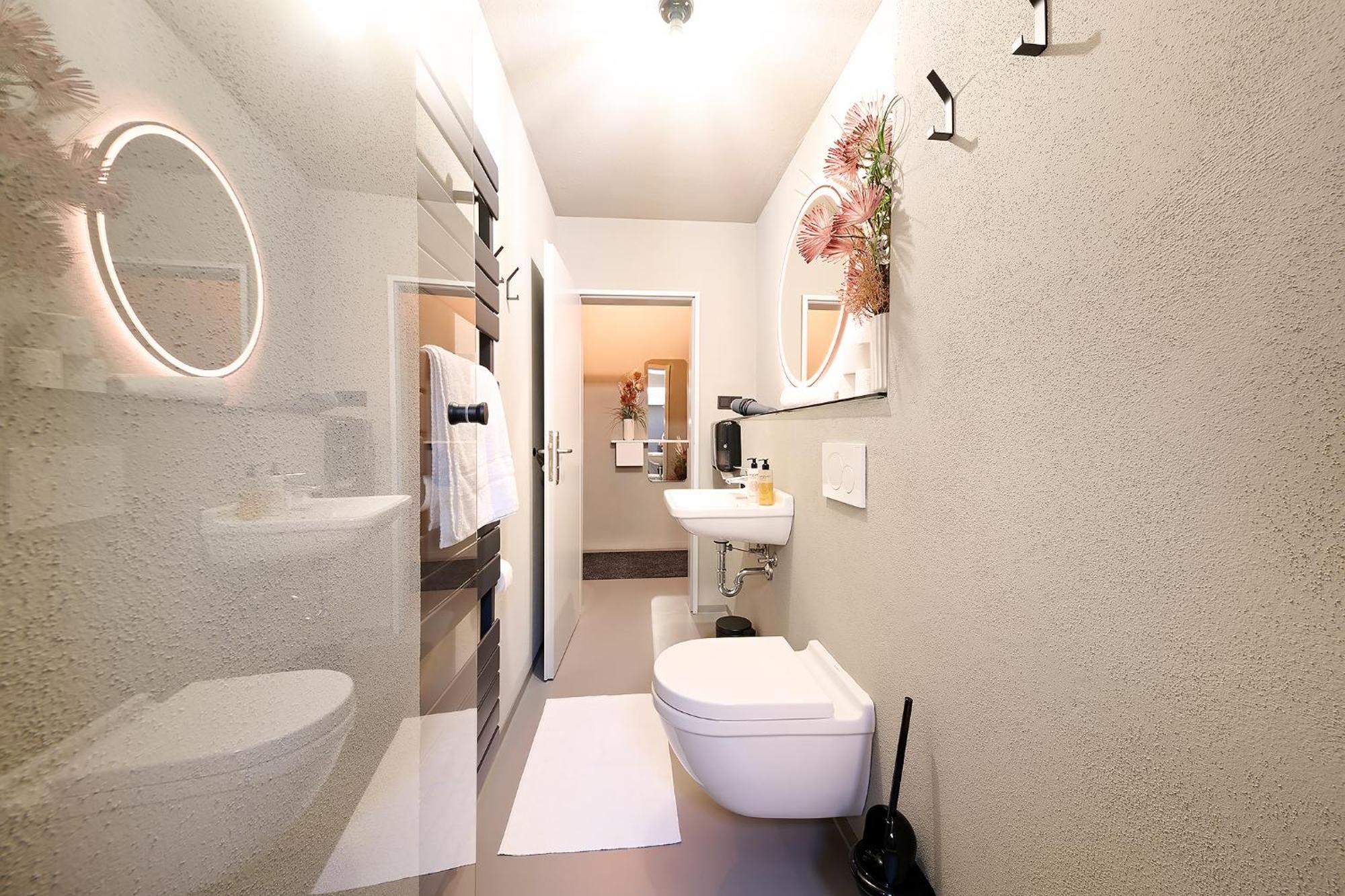 Apartamento Xzllenz Kueche Bad S-Bahn Parken Smart-Tv Wellbeing Neunkirchen am Sand Habitación foto