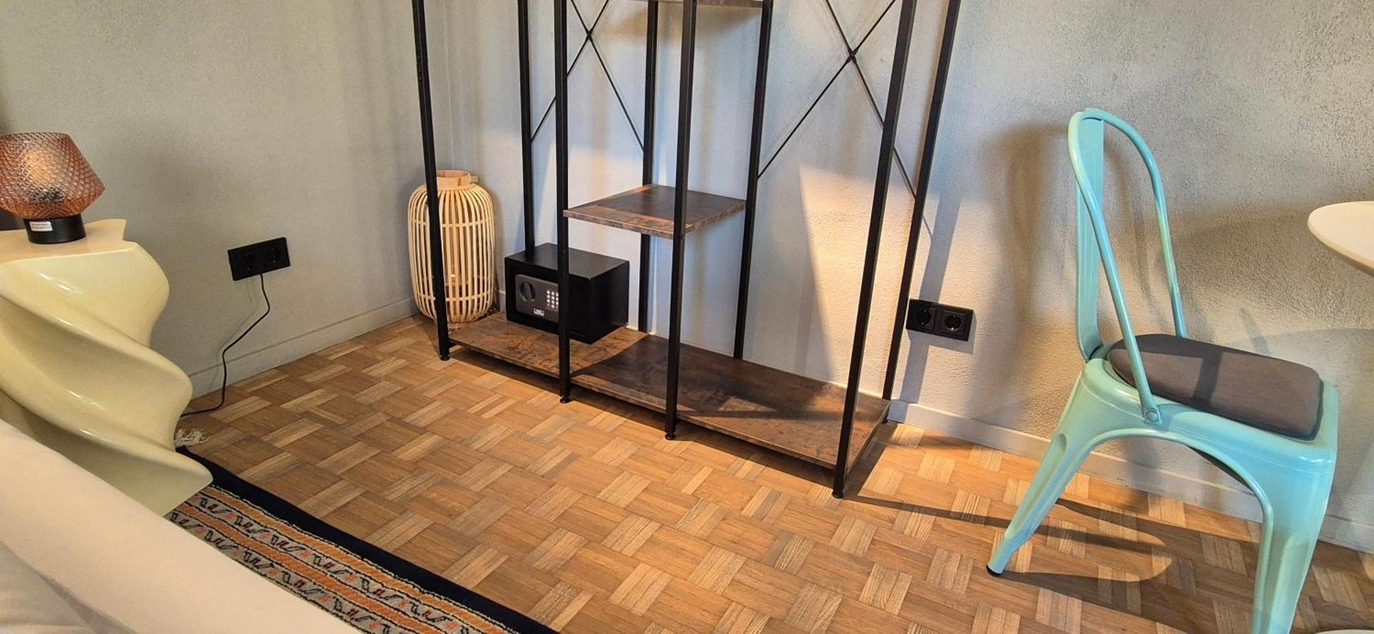 Apartamento Xzllenz Kueche Bad S-Bahn Parken Smart-Tv Wellbeing Neunkirchen am Sand Exterior foto
