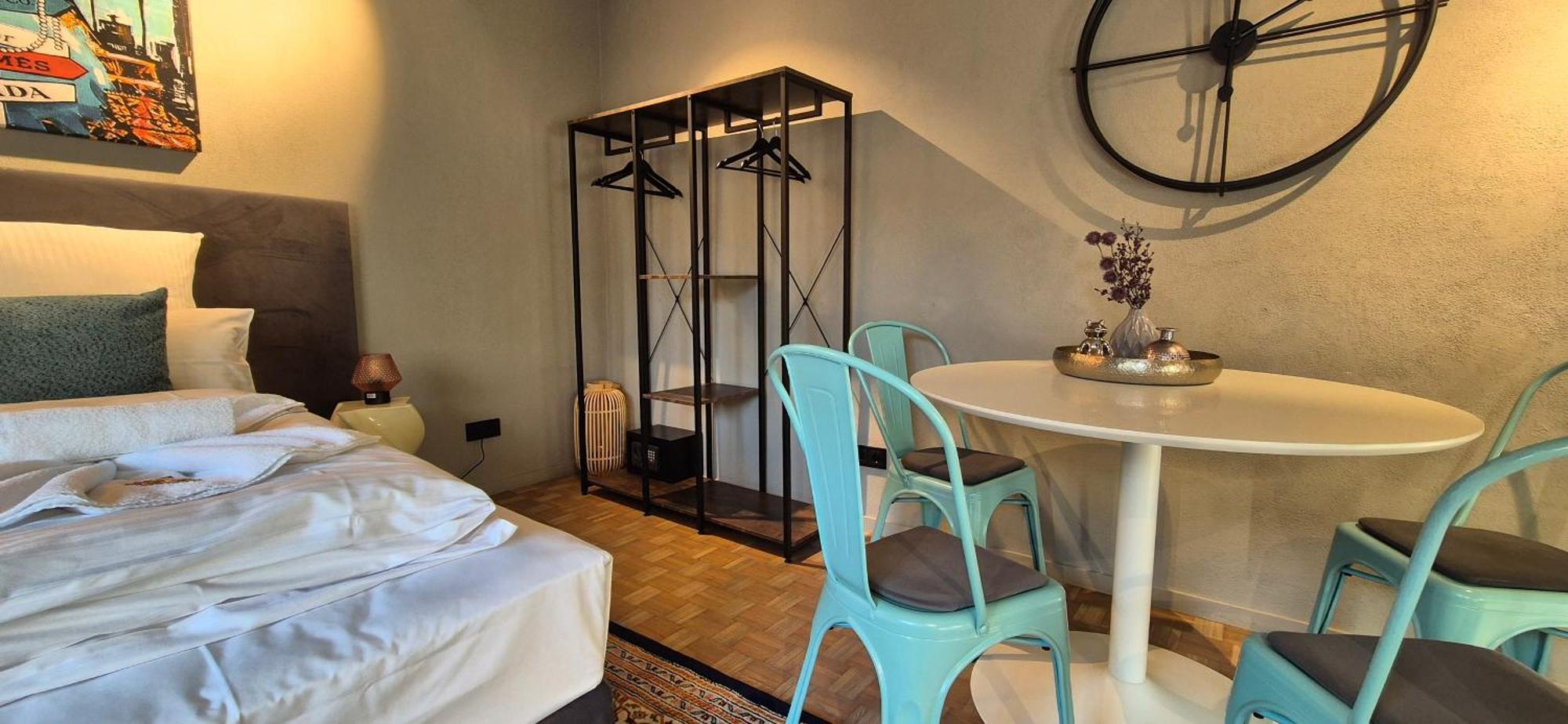 Apartamento Xzllenz Kueche Bad S-Bahn Parken Smart-Tv Wellbeing Neunkirchen am Sand Exterior foto